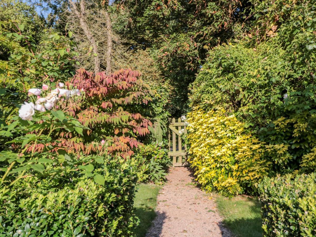 Woodlands Cottage Leominster Buitenkant foto